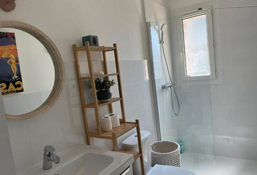 تختخواب و صبحانه O Deux Cèdres