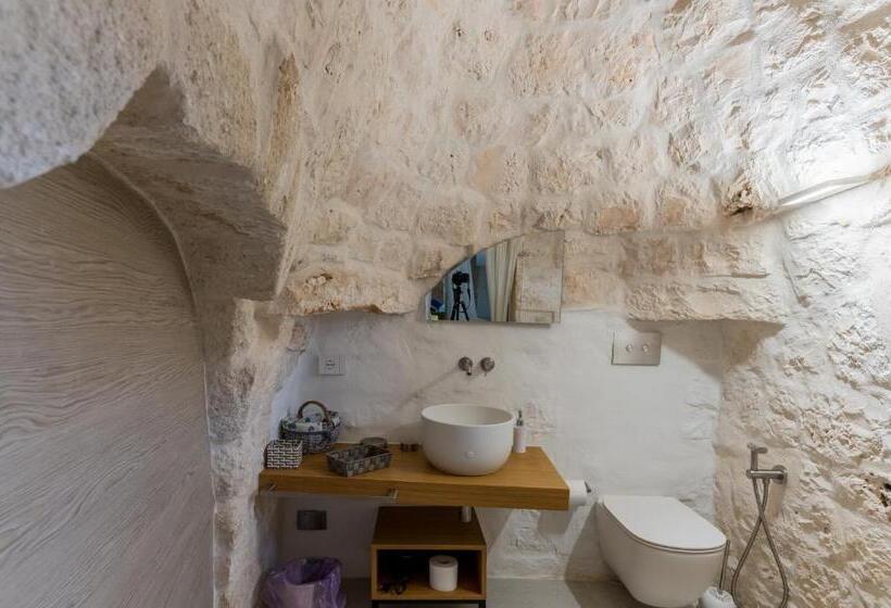 تختخواب و صبحانه Hasamami Eco Trullo, Ostuni Luxury Suite