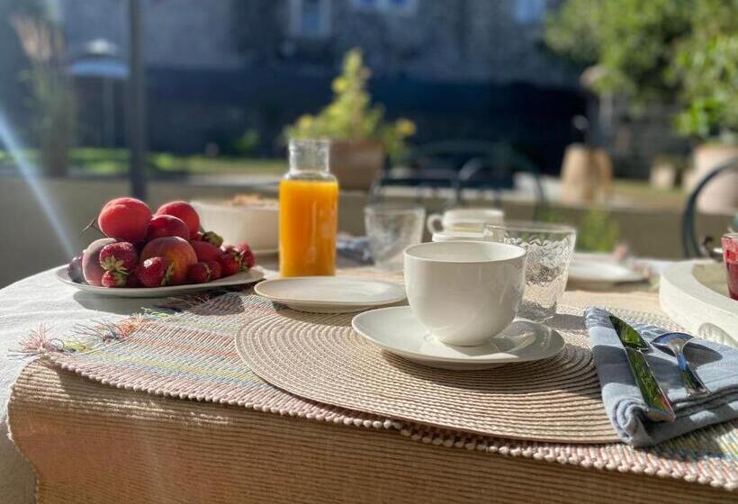 مبيت وإفطار Le Rucher Des Arts