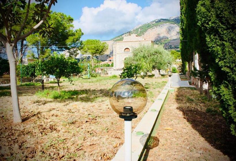 پانسیون Al Tempio Della Pace