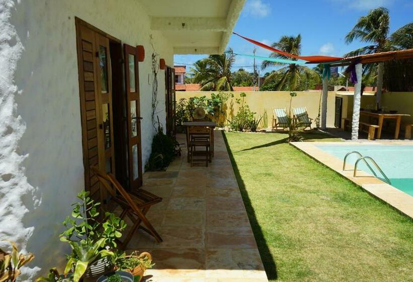 פנסיון Suítes   Casa Kuara