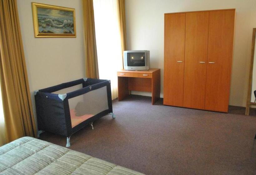هاستل Auberge Gaglioti