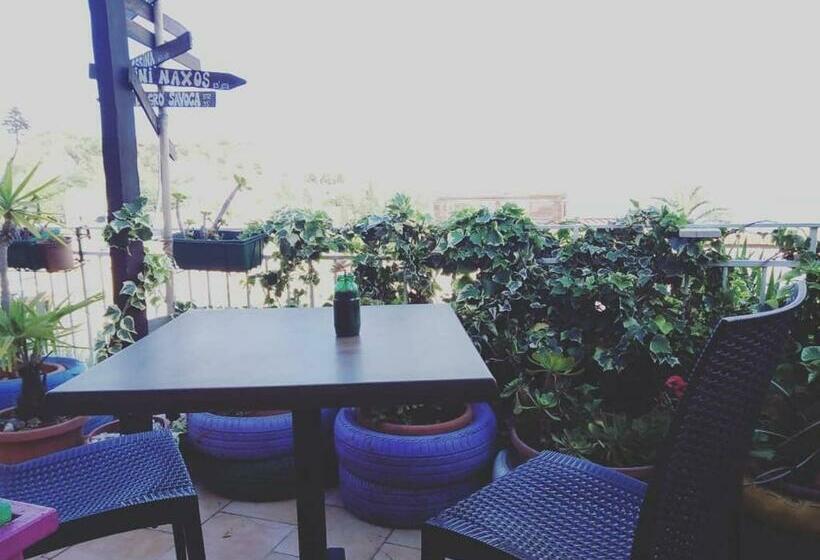 هاستل Private Room Stanza Privata With Private Bathroom   Shared Kitchen And Beautiful Terrace On Taormina