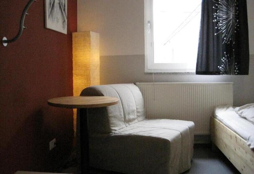 Babelfish Hostel