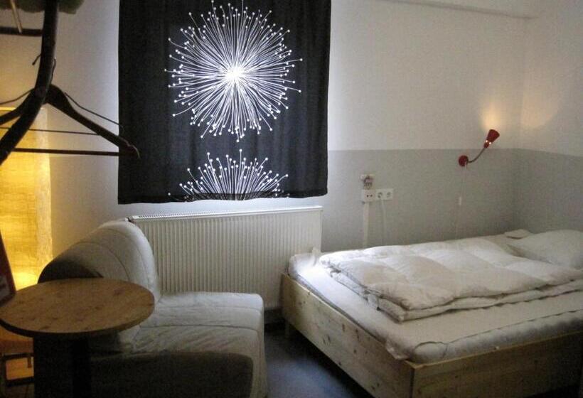 Babelfish Hostel