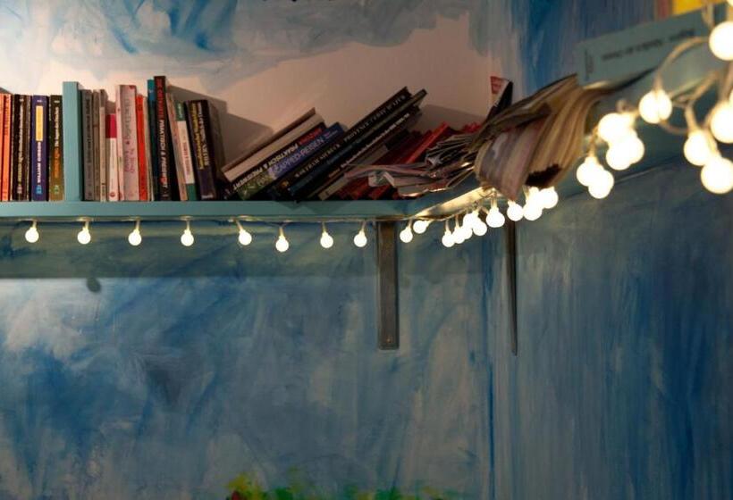 Babelfish Hostel