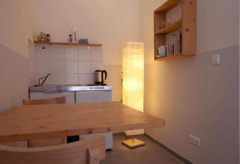 Babelfish Hostel