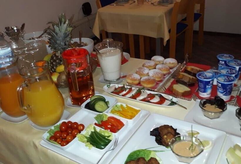 Europa Hotel Garni Free Parking