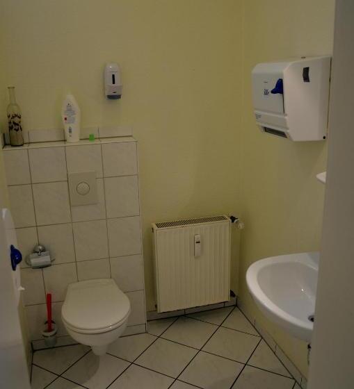 Hostel Backpackers Düsseldorf Self Check In