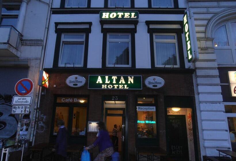 هتل Altan