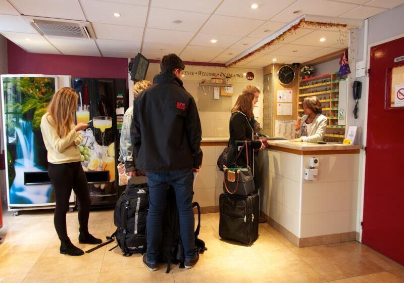 Fotos del hotel Bastille Hostel:  39