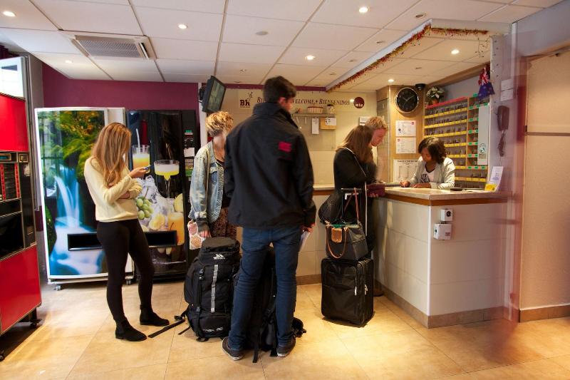 Fotos del hotel Bastille Hostel:  42