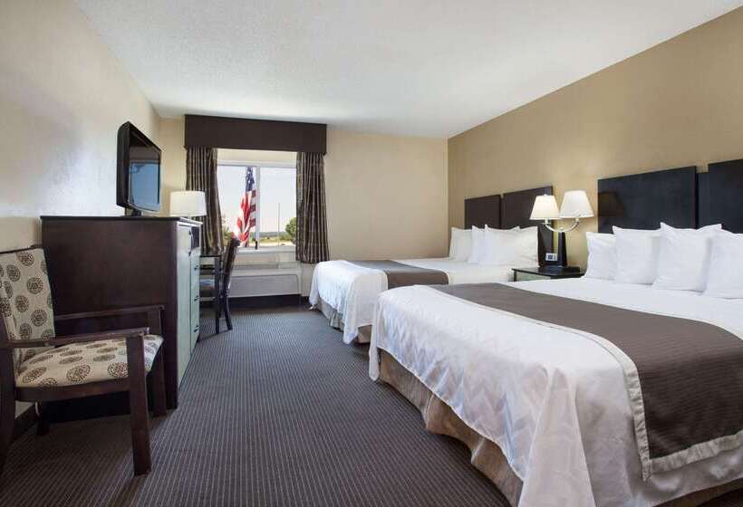 בית מלון כפרי Baymont By Wyndham Dale