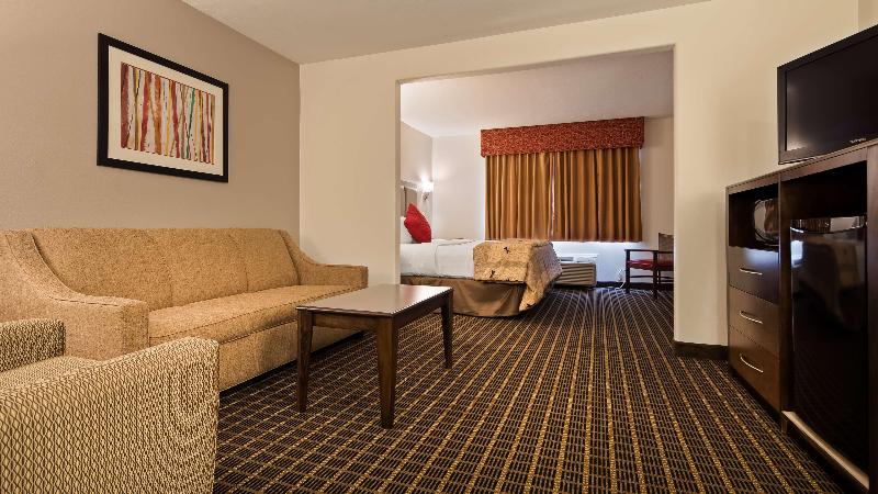 هتل Best Western Plus Eagleridge Inn & Suites