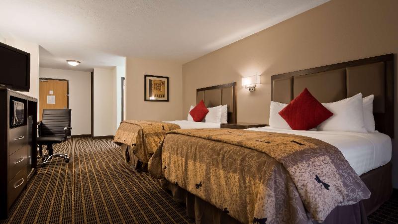 Отель Best Western Plus Eagleridge Inn & Suites