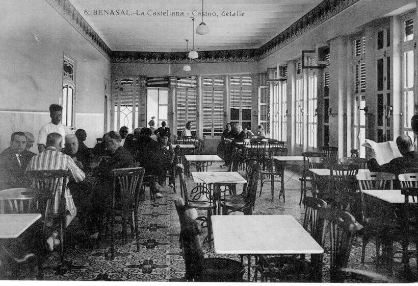 ホテル La Castellana   Habitaciones Y Desayuno