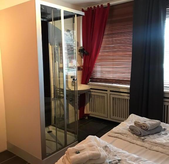 هتل Self Check In City Hostel Nordstern