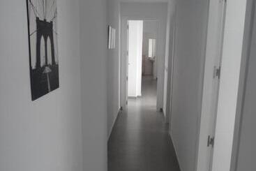 Málaga Apartamentos   Jinetes, 10