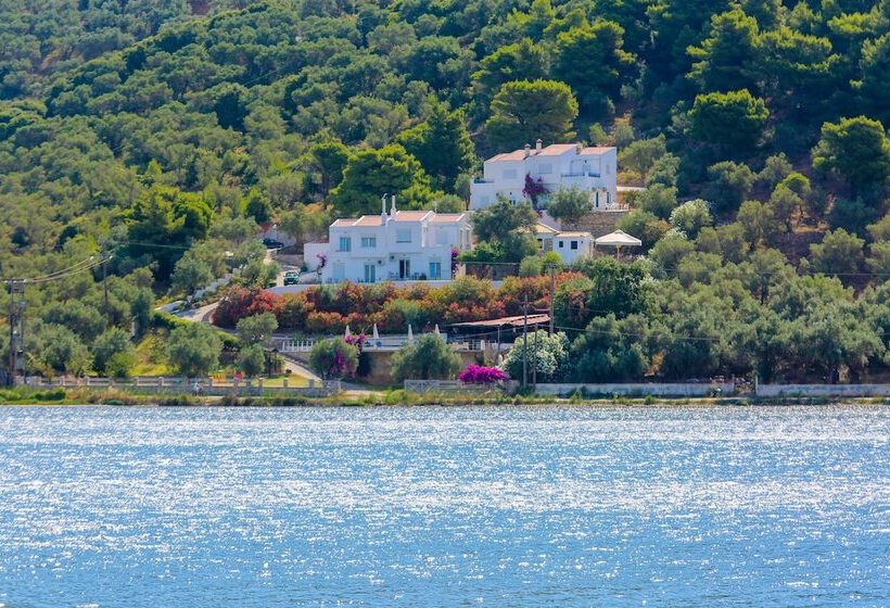 Villa Ariadni