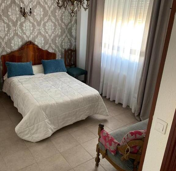 پانسیون Hostel Arenos