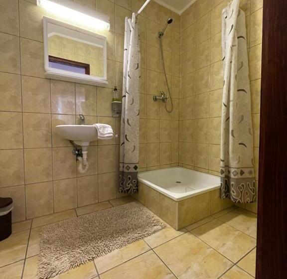 פנסיון Kati Guesthouse