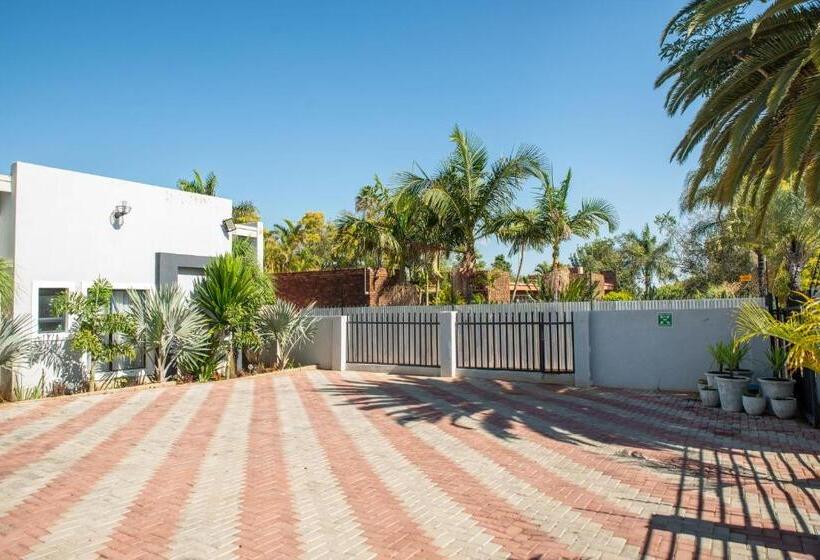 פנסיון M N M Guesthouse Polokwane Central