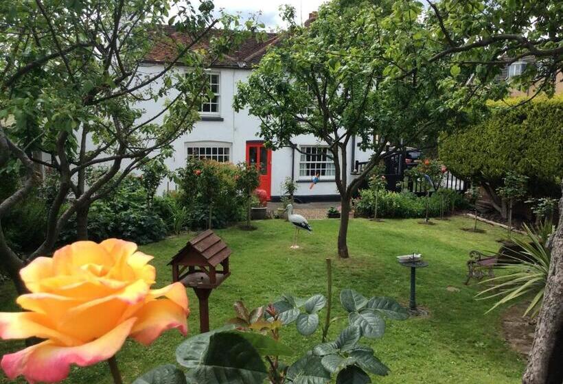 پانسیون Swan Guest House London   Heathrow