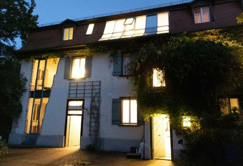 펜션 Villaflora Gästehaus