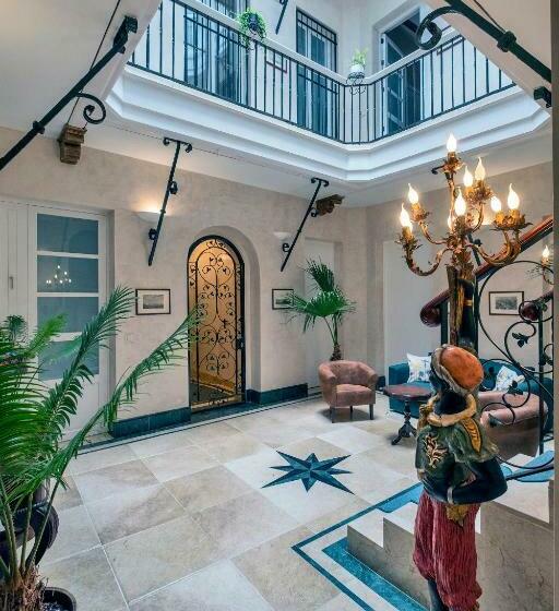 Gadir Suites