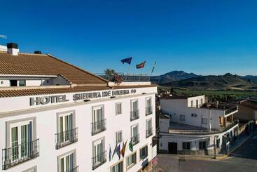 هتل Sierra De Huesa
