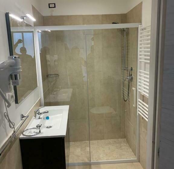 پانسیون Affittacamere Black&white