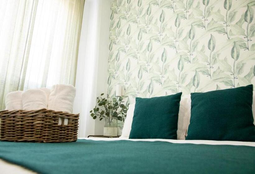 پانسیون Hostal Atalaya