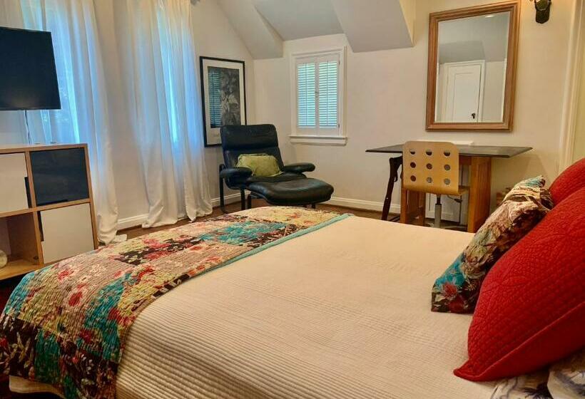 ペンション Beautiful Airy Architectdesigned Room And Brand New Private Luxe Bathroom