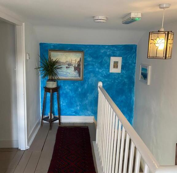 Art House B & B
