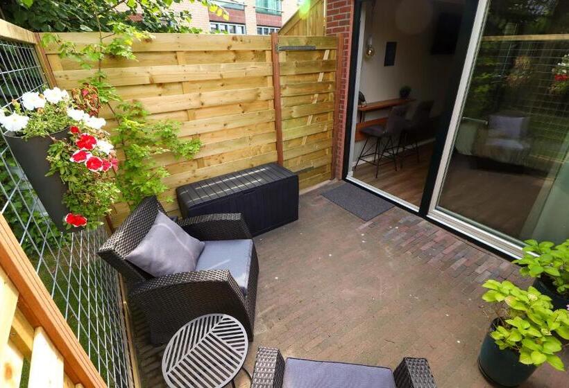 تختخواب و صبحانه De Monarchvlinder