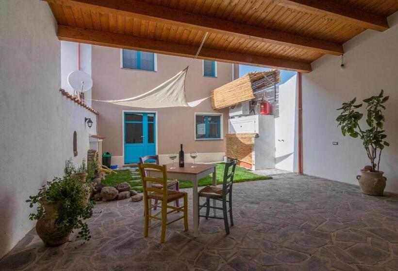 Bed and Breakfast La Vecchia Dimora