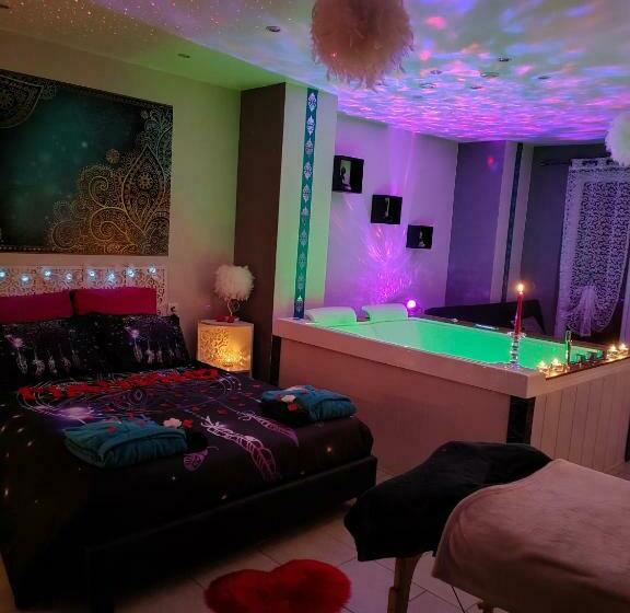 住宿加早餐  Loft Avec Baignoire Spa Lécrin Romantique