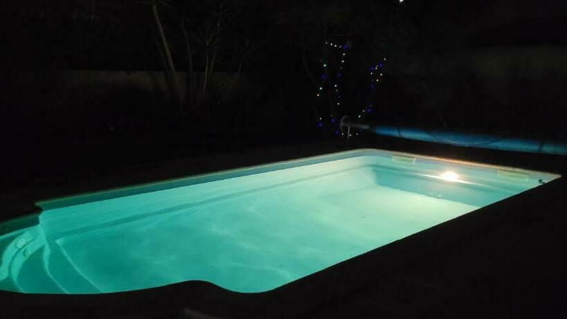 Bed and Breakfast Studio Tranquillo Avec Piscine Et Salle De Sport