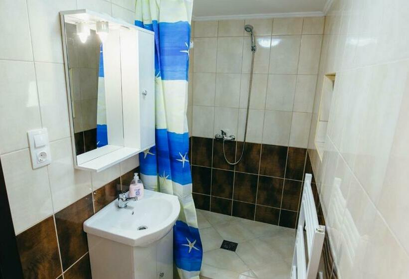 تختخواب و صبحانه Vendégváró Panzió