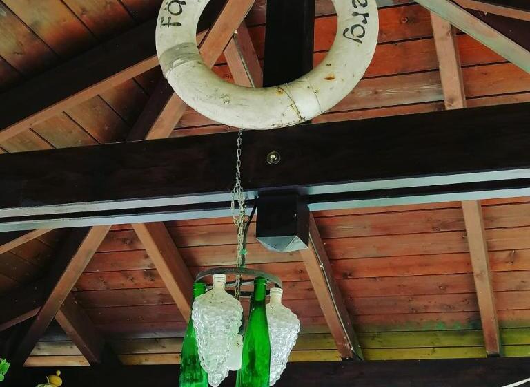 ベッドアンドブレックファースト Weingut Licht Stadtfeld