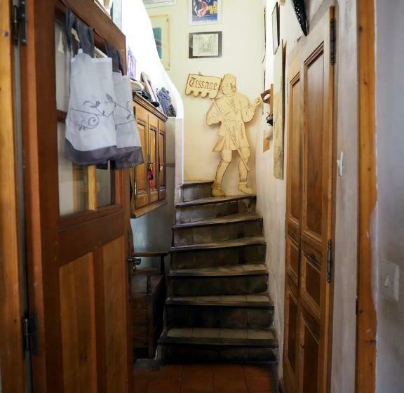 住宿加早餐  Chambre D Hôtes Le Rougeyras
