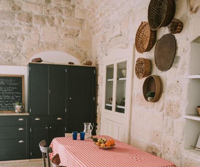 تختخواب و صبحانه Zia Marietta Guest House