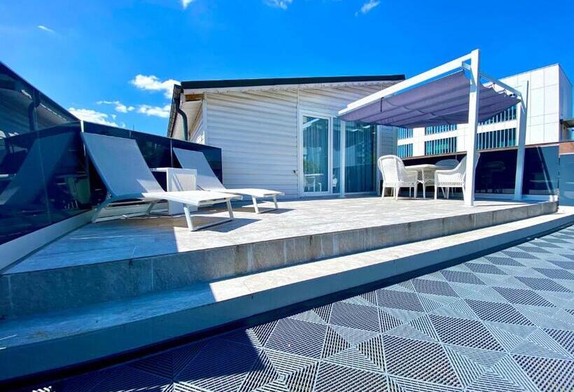 هتل Venetian Bucharest