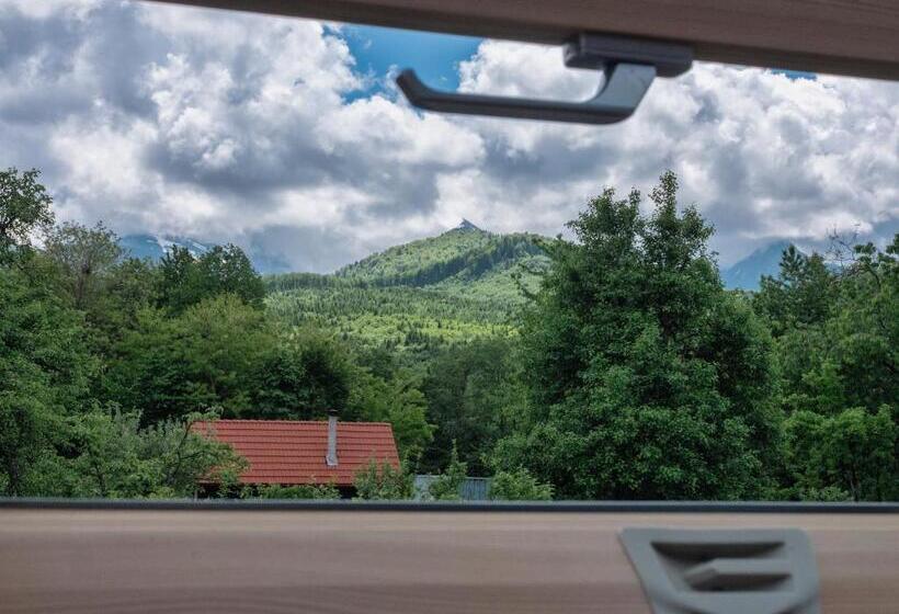 ペンション River Residence Chalet