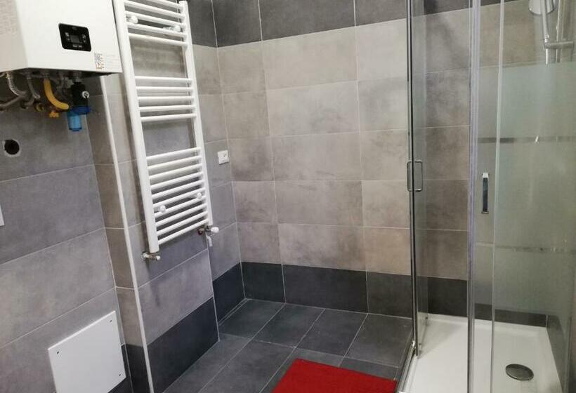 پانسیون Venice View Guesthouse