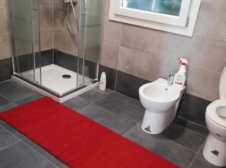 پانسیون Venice View Guesthouse