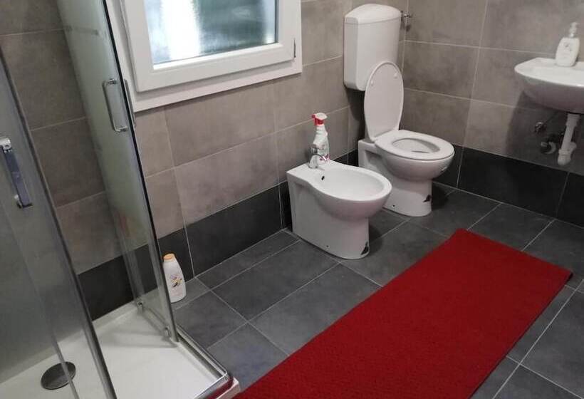 پانسیون Venice View Guesthouse