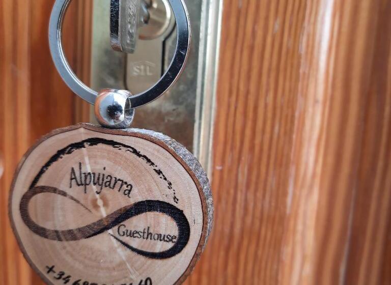 צימר Alpujarra Guesthouse, Habitaciones En Un Cortijo Sostenible Y Aislado En Medio De La Nada En Parque