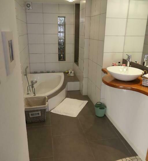 مبيت وإفطار Au Petit Paradis