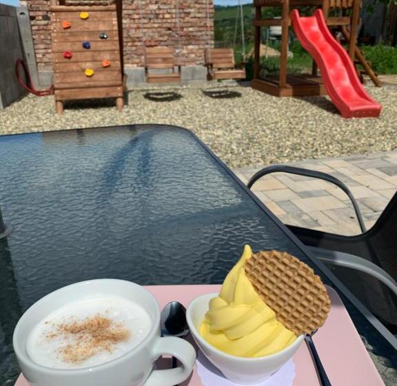 ペンション Café De La Crème